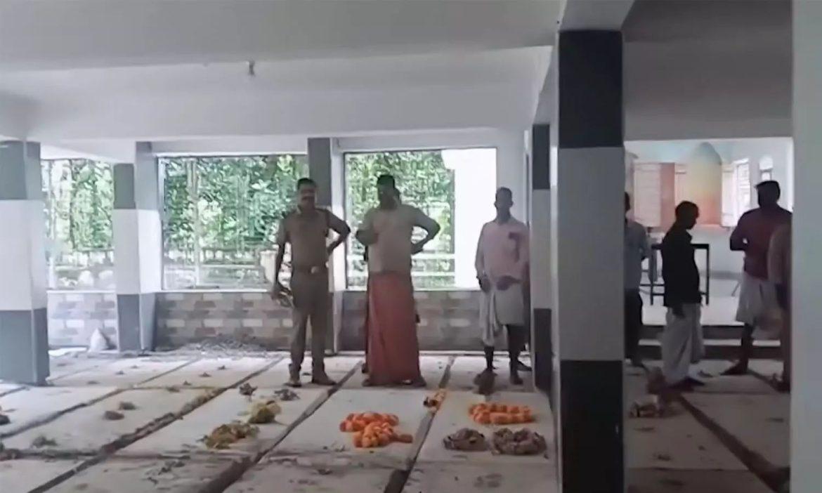 മൂന്ന് മൃതദേഹങ്ങൾ ഉണ്ടെന്ന് സംശയം;കണ്ണൂർ വാണിയപ്പാറ ഉണ്ണിയേശു പള്ളിയിലെ കല്ലറ ഇന്ന് തുറക്കും