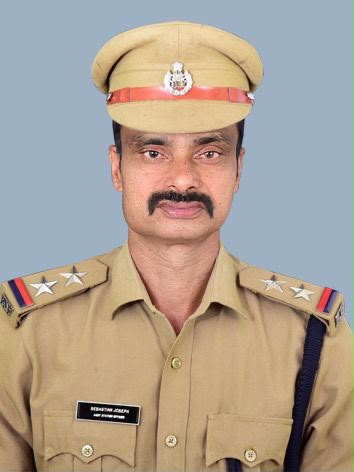 രാഷ്‌ട്രപതിയുടെ ഫയർ സർവീസ് മേഡലിനു അർഹനായി സെബാസ്റ്റ്യൻ ജോസഫ്