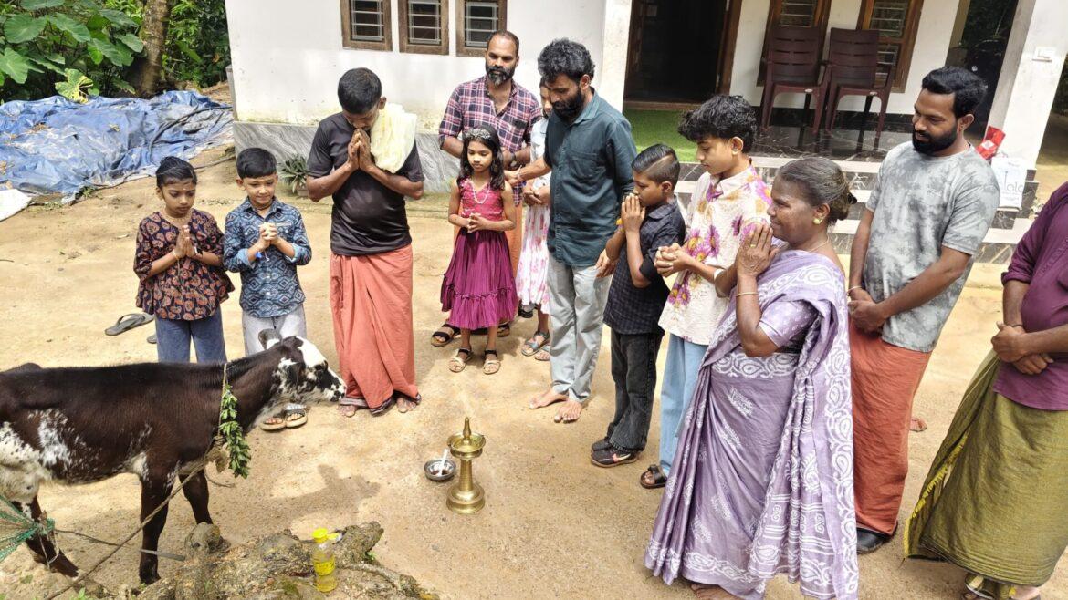 പിലാക്കാവിൽ പതാക ഉയർത്തലും ഗോപൂജയും നടന്നു