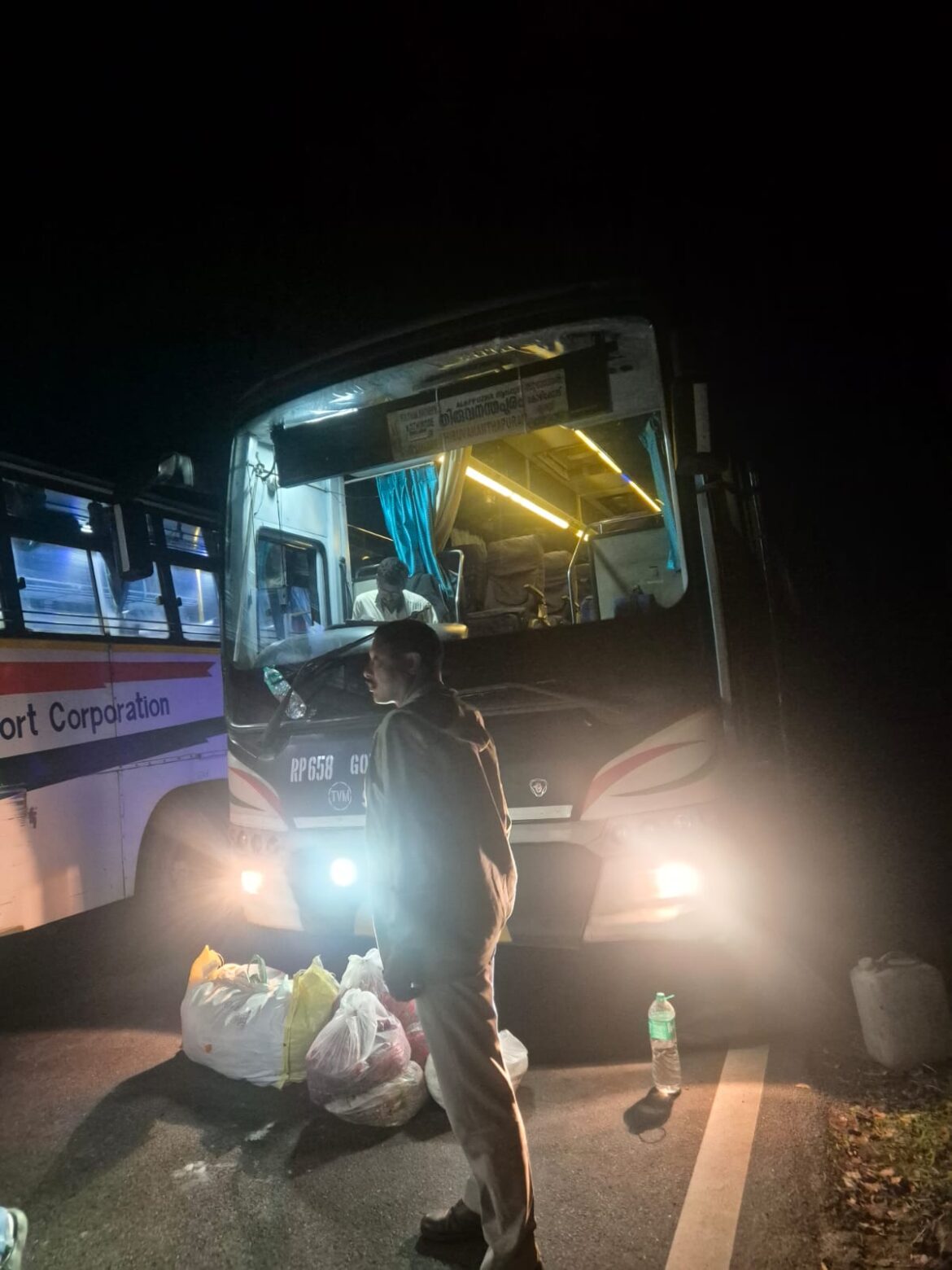 കാനനനടുവിലും കാവലായി കാക്കിക്കൂട്ടം