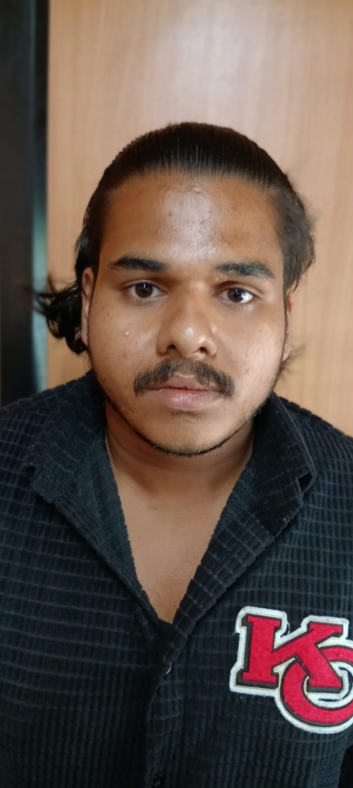 ഓപ്പറേഷൻ തൂഫാൻ;കോമേഴ്‌ഷ്യൽ അളവിൽ എം.ഡി.എം.എ യും എം.ഡി.എം.എ ടാബ്ലെറ്റുകളുമായി നിരവധി കേസുകളിൽപ്പെട്ട യുവാവ് പിടിയിൽ